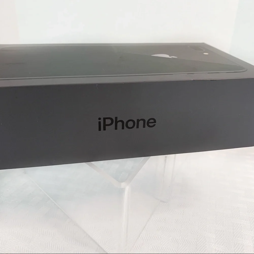 Apple IPhone‎ box gray